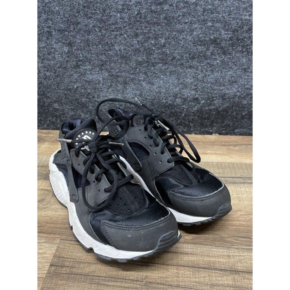 Nike Air Huarache Run Black White Women's Sneakers Size 8.5